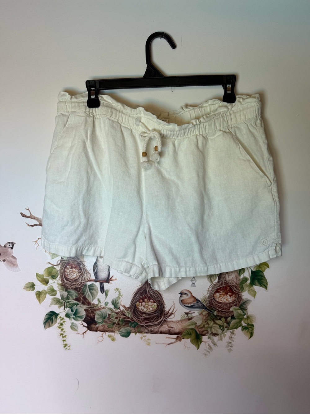 Hang Ten Ivory Drawstring High-Waist Women's Shorts